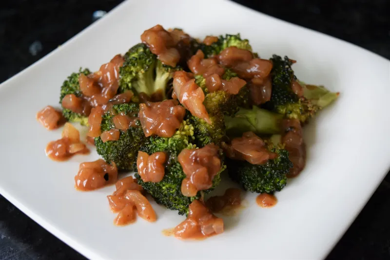 Broccoli With Brown Sauce