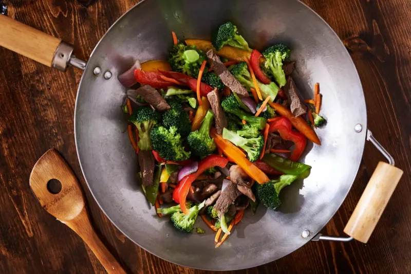 Carbon Steel Vs Cast Iron Wok