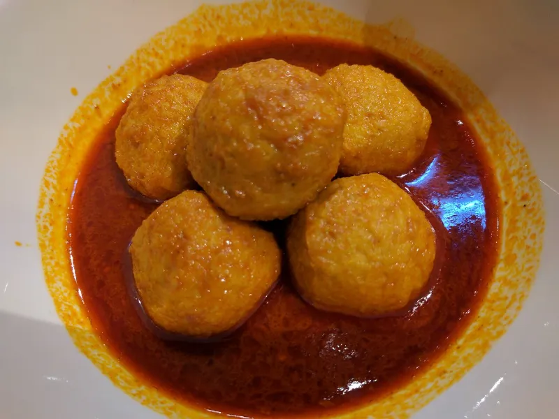 Curry Fish Balls