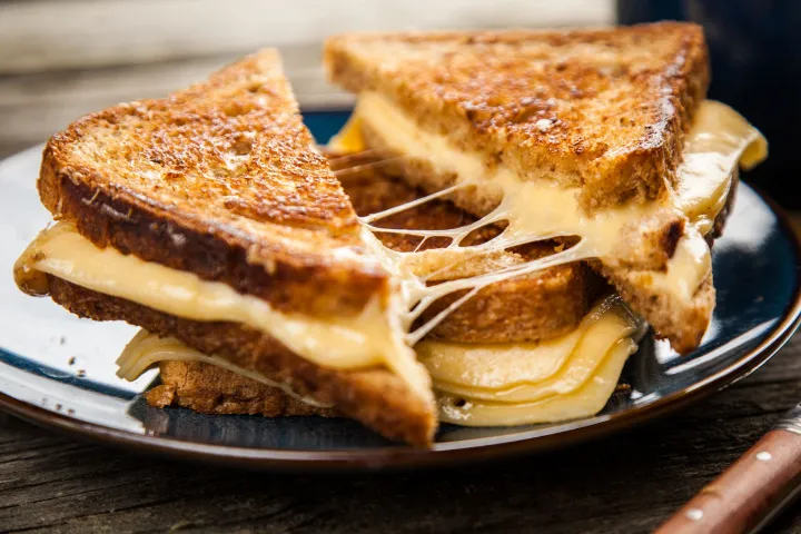 8 Pro Tips For Cooking With Cheese